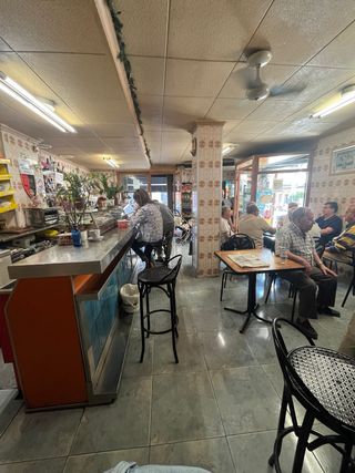 Traspaso Bar con + de 40 años funcionando.