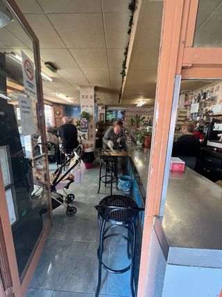 Traspaso Bar con + de 40 años funcionando.