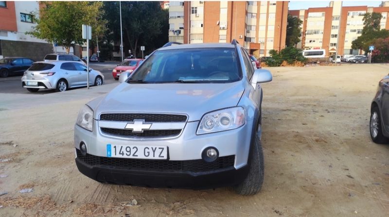 Chevrolet Captiva 2010 - foto 1
