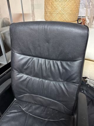 Silla oficina giratoria negra