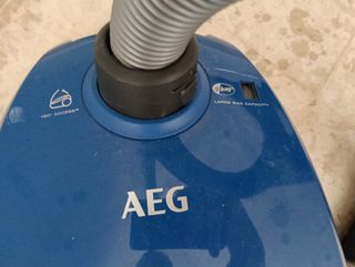Aspiradora AEG potente