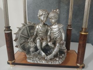 Antico Orologio da Tavolo in Vetro con Scultura Ar