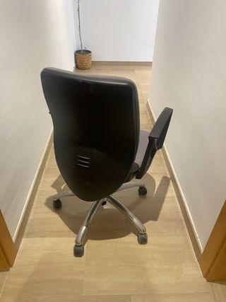Sillas de oficina giratorias (grises)