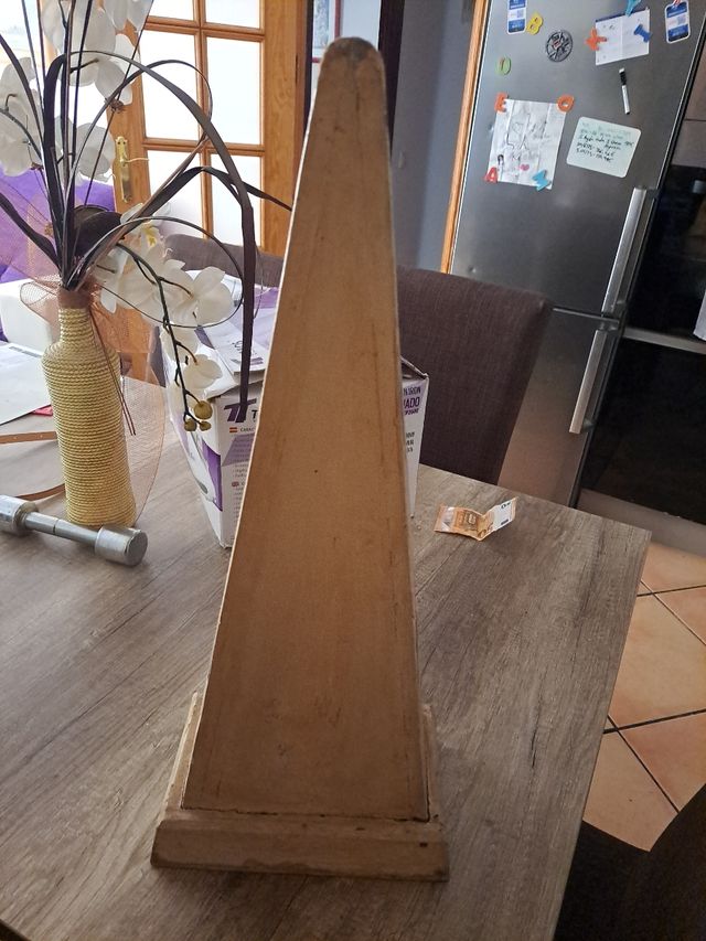 Mueble madera infantil vintage tallado a mano