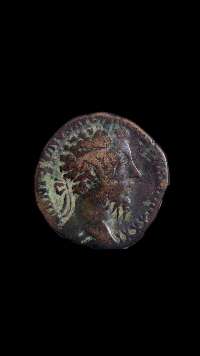 SESTERCIO MARCO AURELIO muy raro.