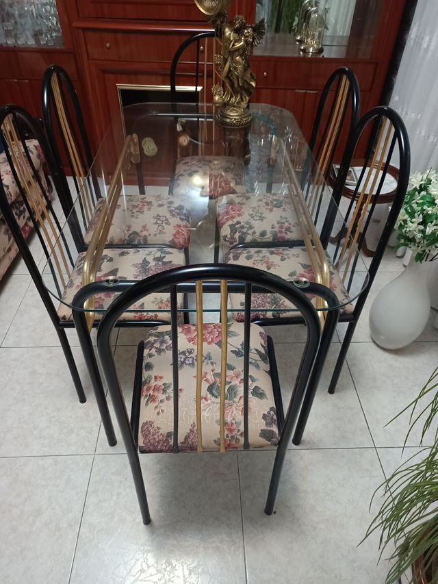 Sofá 3 plazas + mesa 6 sillas