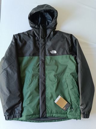 Chaqueta North Face negra y verde