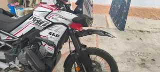 Aprilia Tuareg 660 - Moto de aventura