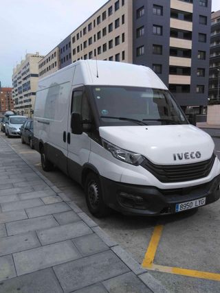 Iveco Daily 35S16	2.3 TD 35S 16 V 3520L/H2 12 M3 .