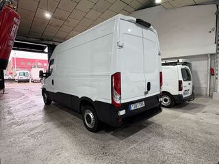 Iveco Daily 35S16	2.3 TD 35S 16 V 3520L/H2 12 M3 .