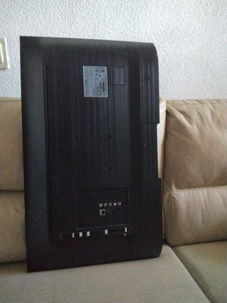 TV Samsung 32" pantalla rota