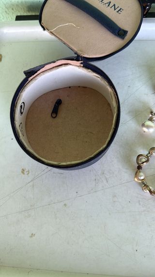 Bisutería años 80: Pulseras & Colgantes