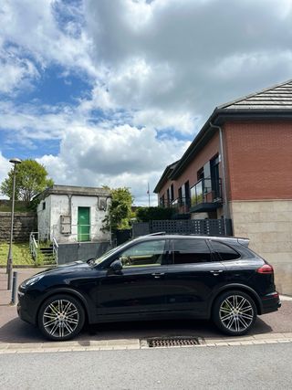 PORSCHE CAYENNE S E-HYBRID 416cv