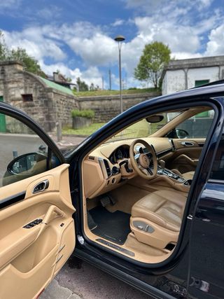 PORSCHE CAYENNE S E-HYBRID 416cv