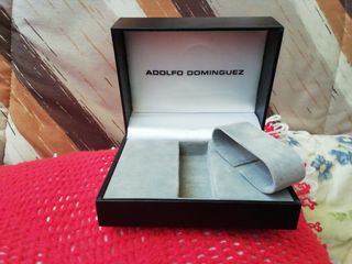 Reloj de pulsera "Adolfo Domínguez"