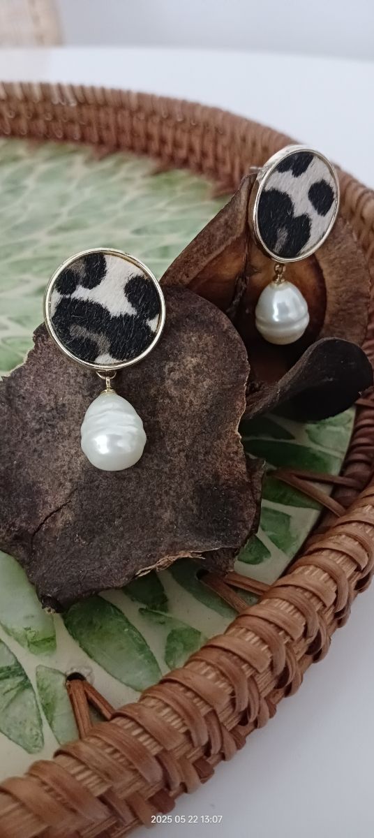Pendientes leopardo & perla