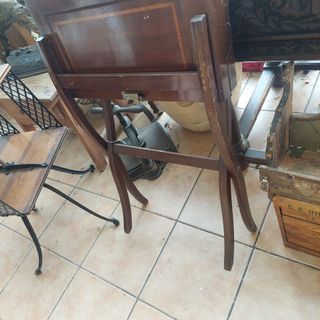 Escritorio portátil antiguo