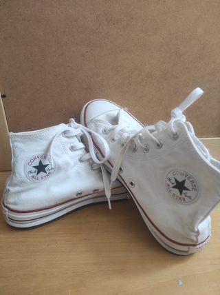 Converse blancas 37.5