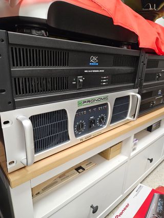 Amplificadores QSC ISA 450 & 750