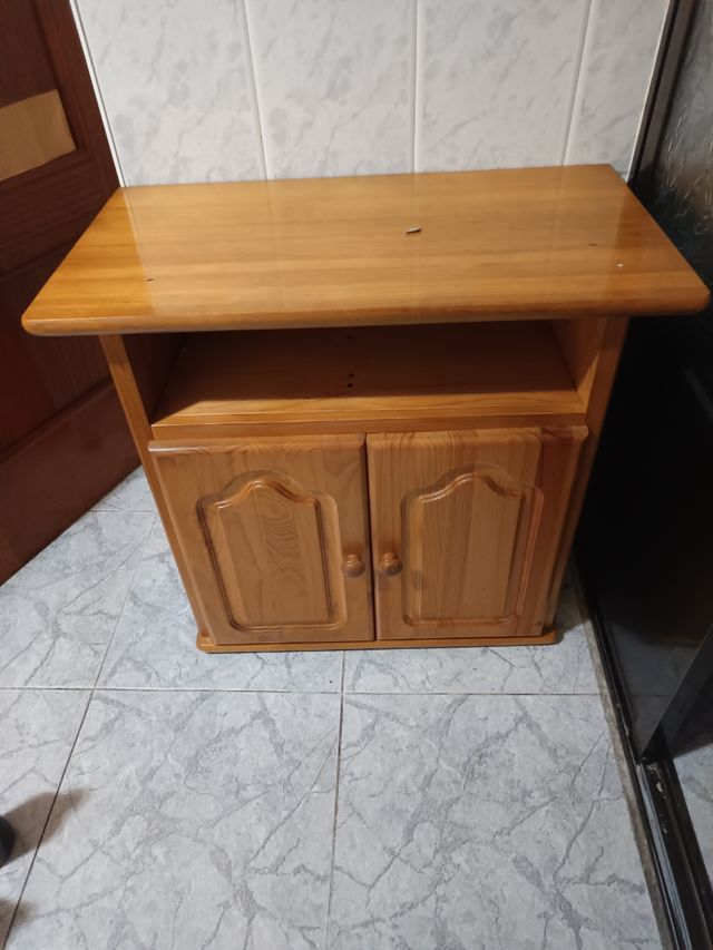 Mueble TV madera marrón