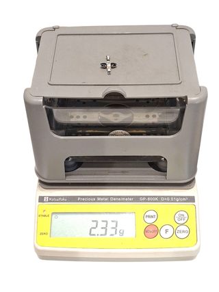 Cruz oro- Diamantes y zafiros