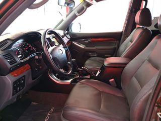 Toyota Land Cruiser 2004