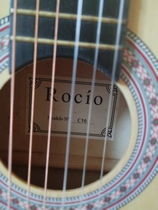 Guitarra clásica juvenil rocio c16