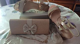 Zapatos y bolso Priska dorados, talla 41