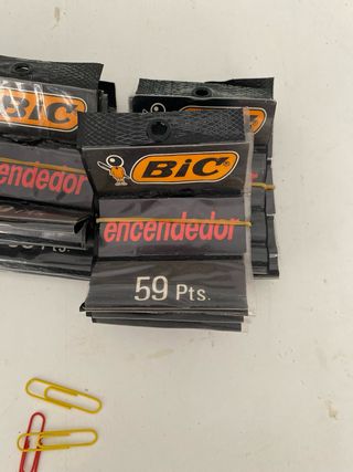 Espositore Bic - 59 Pts. - Accendini