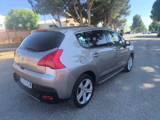 Peugeot 3008 2012
