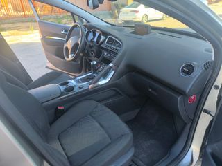 Peugeot 3008 2012