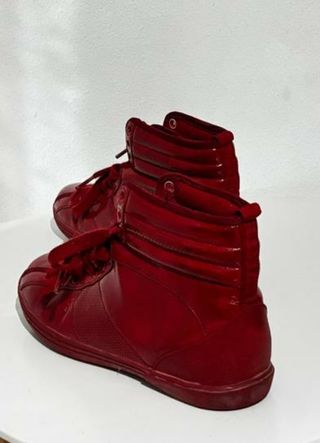 Zapatillas Zara rojas altas