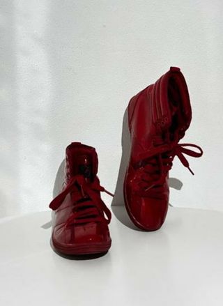 Zapatillas Zara rojas altas