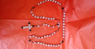 ANTIGUO ROSARIO CATÓLICO PORCELANA