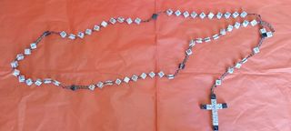 ANTIGUO ROSARIO CATÓLICO PORCELANA