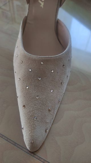 Preciosos zapatos Stilettos