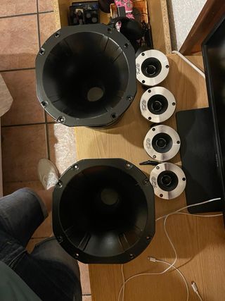 EQUIPO DE CAR AUDIO COMPLETO