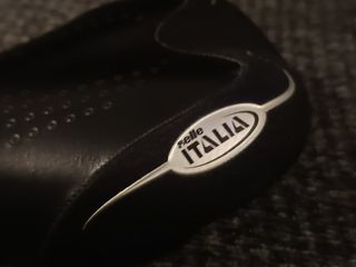 Sillín bici Italia + funda