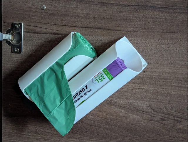 Porta Bolsas para Atornillar - ¡Organización y Sostenibilidad en tu Hogar!