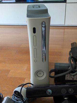 Xbox 360 blanca + accesorios