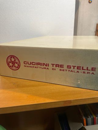 MOBILETTO CUCIRINI TRE STELLE VINTAGE CASSETTIERA