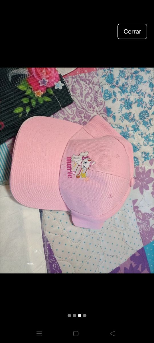 Bolso, gorra y neceser Marie