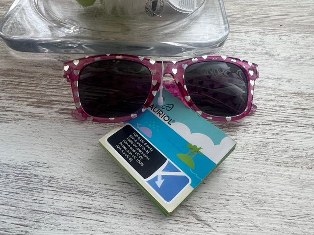 Gafas sol niños 6 unifades 2 son nuevas.