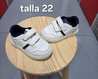 Zapatillas niño talla 22