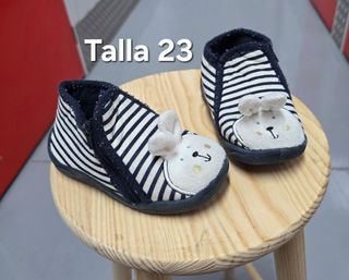 Zapatillas niño Talla 23