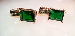 Pendientes circonita verde