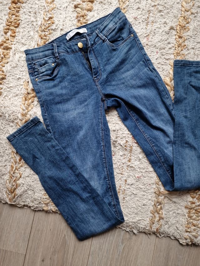 Jeans Zara pitillo -talla 38