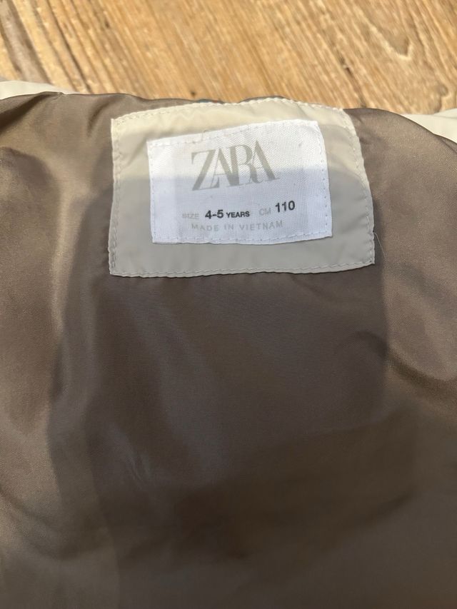 Chaleco acolchado niño 4-5 años Zara