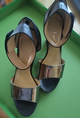 Sandalias tacón alto plata-negro