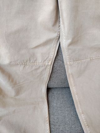 Pantalón pinzas mujer beige